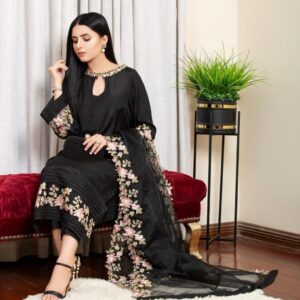 RUJHAN (PREMIUM LAWN)